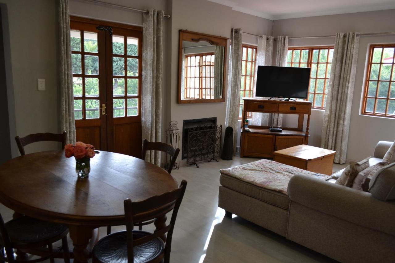By The Way Guesthouse Clarens Exterior foto